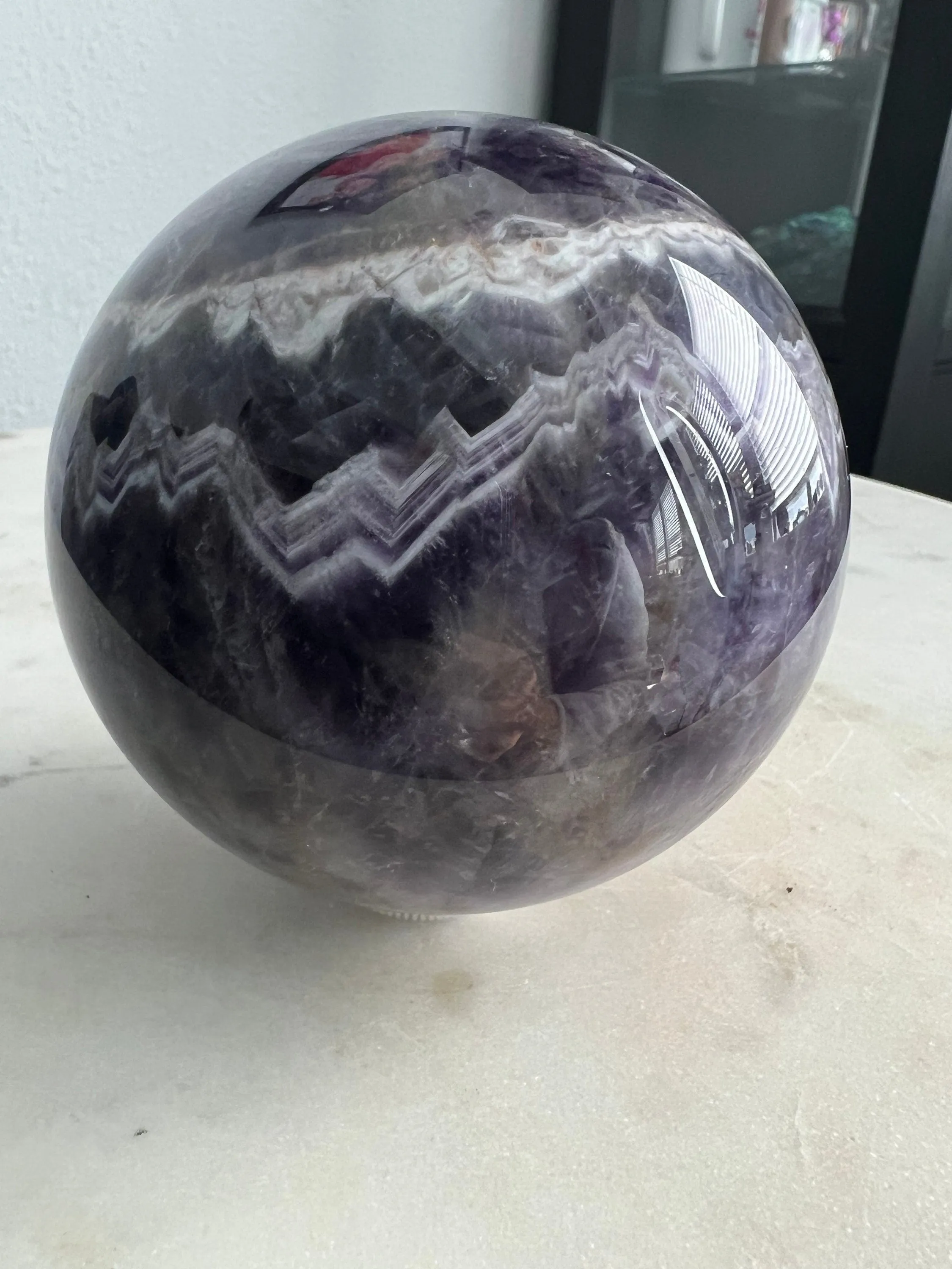 2lb 2oz Chevron amethyst a sphere 90mm