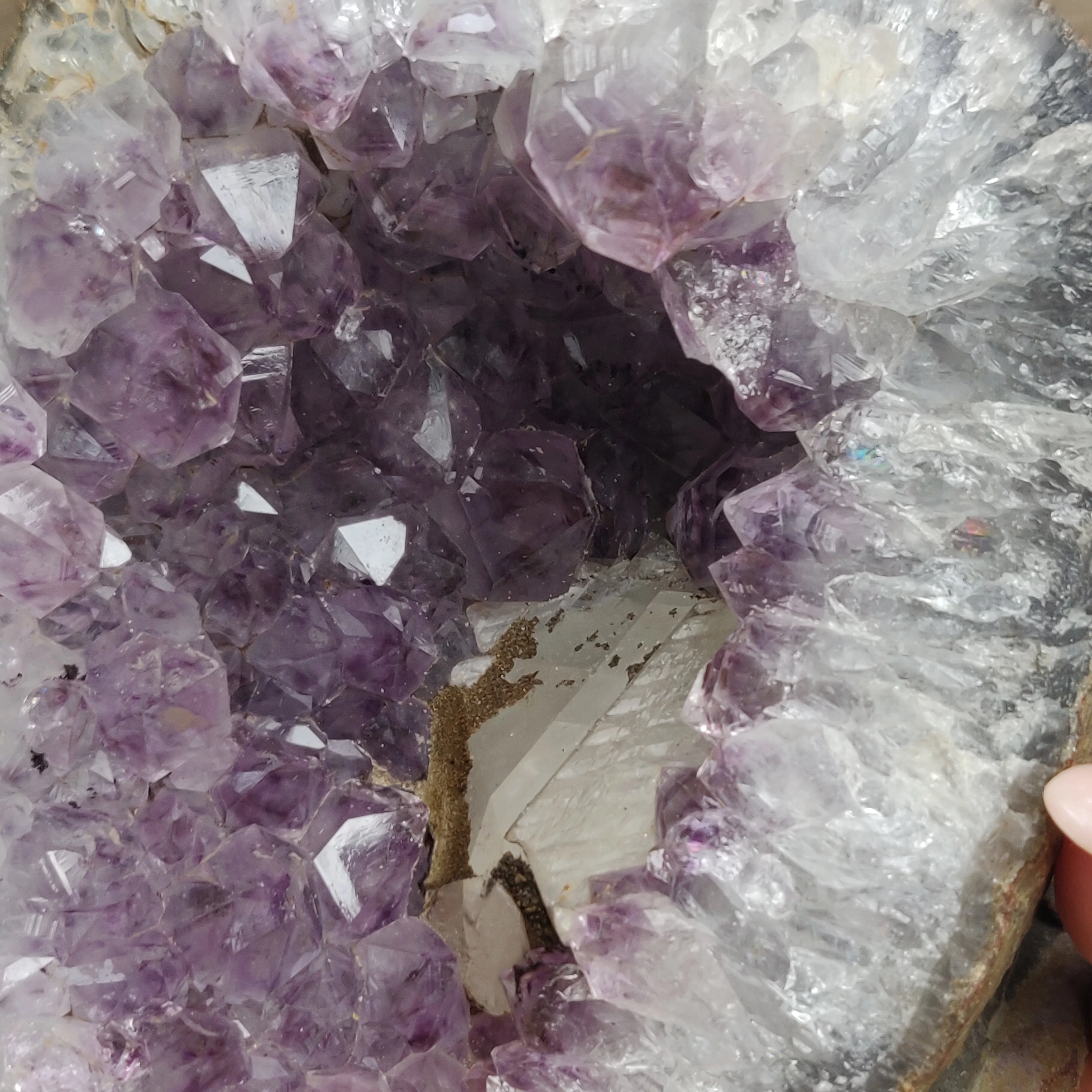 Amethyst Geode Free Form, Cut Base (#25)