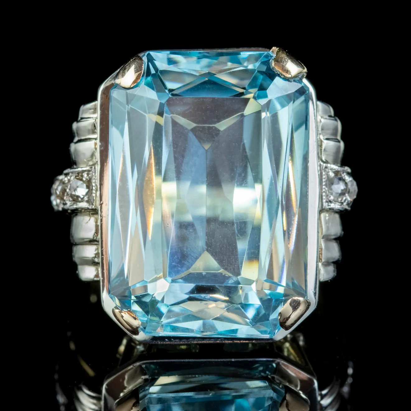 Art Deco Style Aquamarine Diamond Cocktail Ring 14ct Gold 14.50ct Scissor Cut Aqua