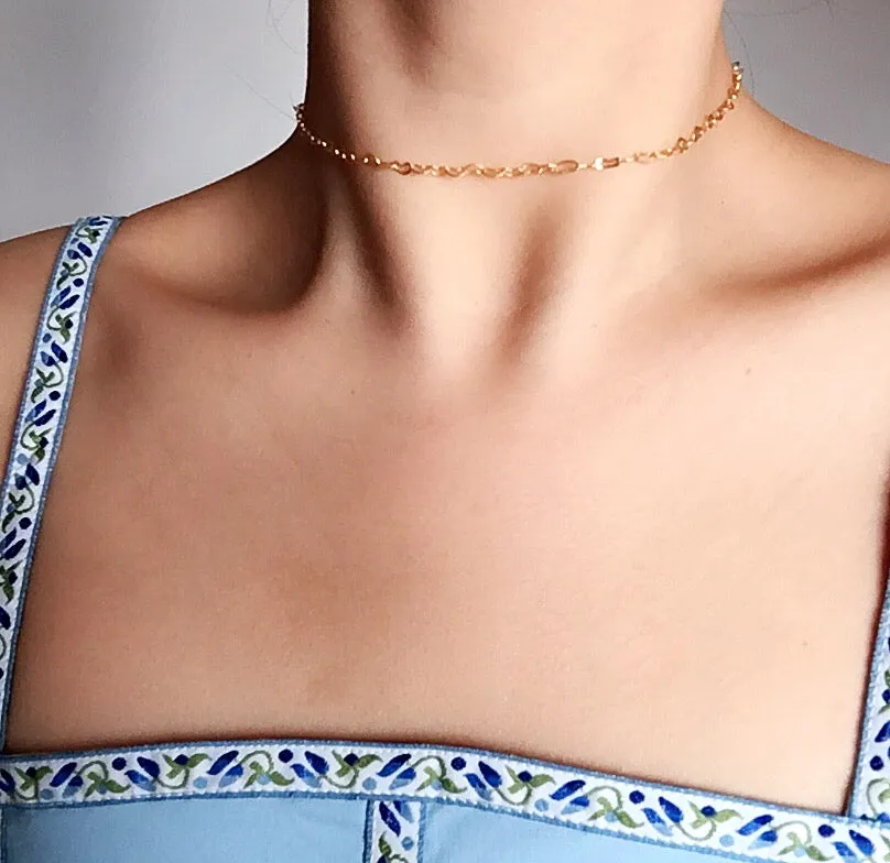 HEART CHOKER NECKLACE