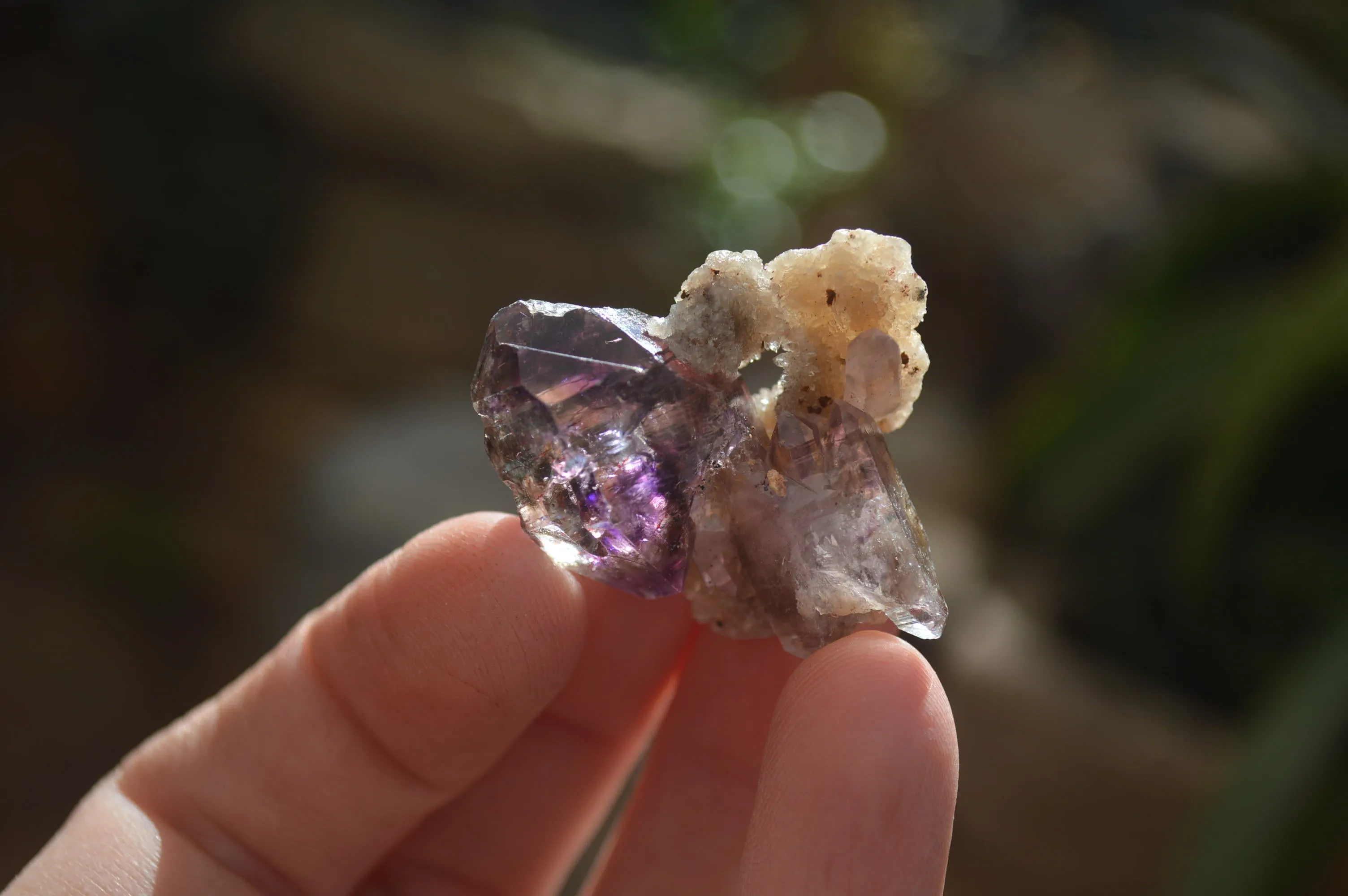 Natural Smokey Window Amethyst Crystals x 0.9 Kg Lot From Chiredzi, Zimbabwe