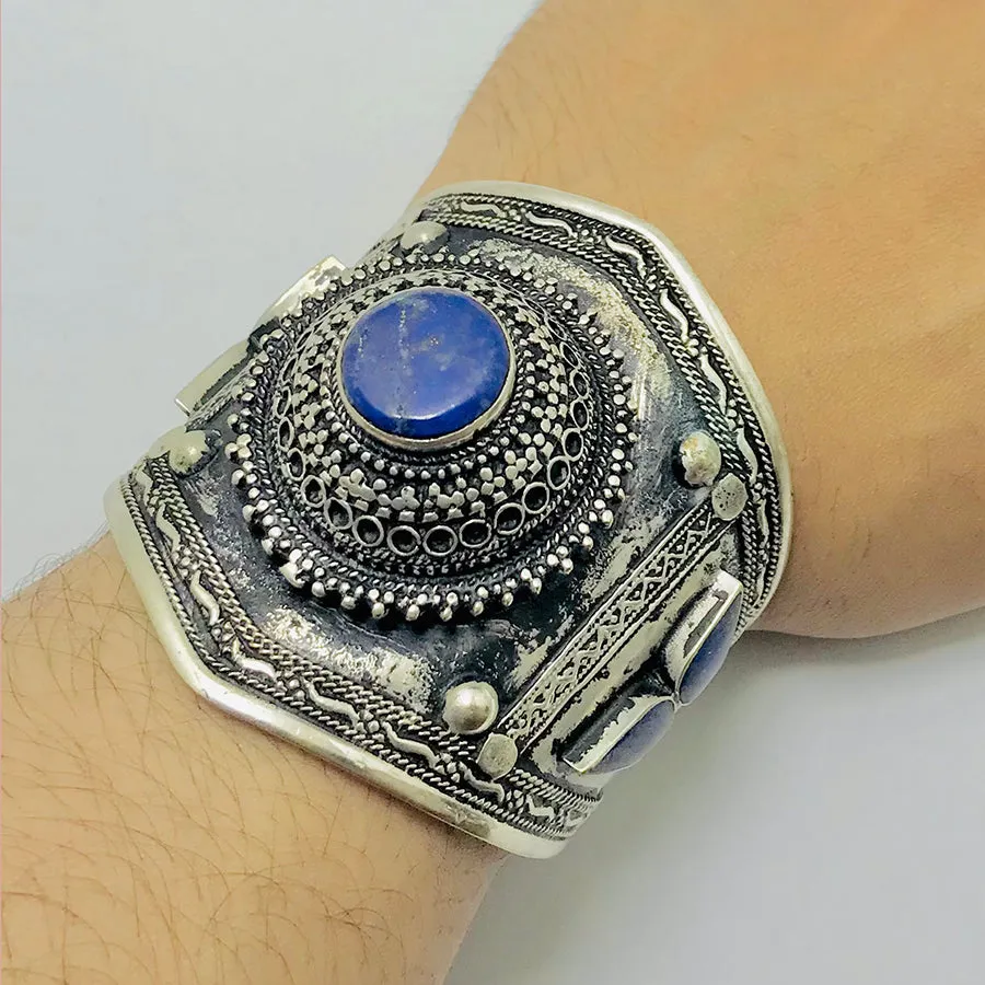 Nomadic Tribal Bracelet With Lapis Lazuli Stone