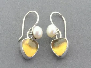 triangular amber & pearl earring - sterling silver