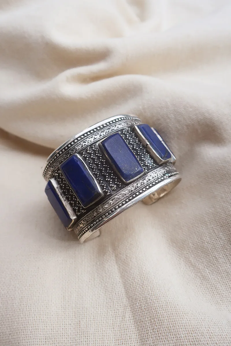 Turkish Silver Plated Brass Bangle with a Lapis Lazuli Sequence